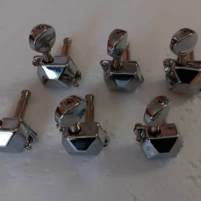 Squier Vintage Style Die Cast Tuning Machines Set (Replacement Tuners) 1990s-2000s - Chrome image 2