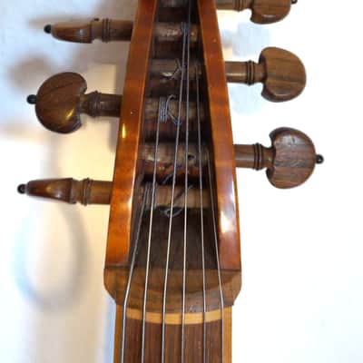 Viola da Gamba Helmut Buchsteiner 6 saitig 1977 - Varnish image 2