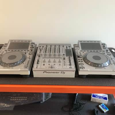 CDJ-3000-W DJ Multi-Player + DJM-900NXS2-W (Limited Edition White - DJ Equipment) image 6