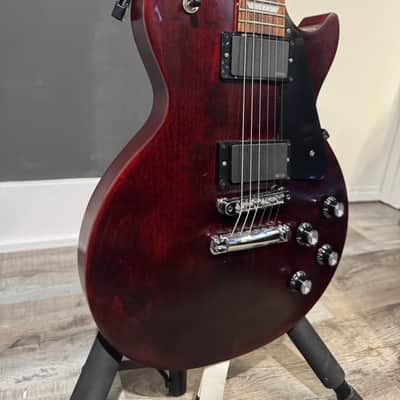 Gibson Les Paul Studio 2023 - Wine Red w/ EMG 60/81 image 5