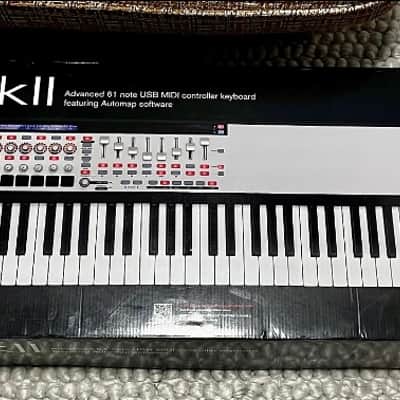 Novation ReMOTE 61 SL MKII MIDI Controller 2008 - Gray