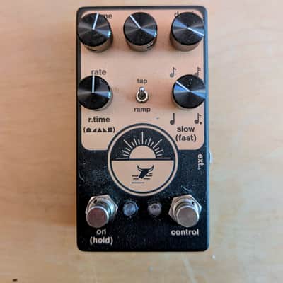 NativeAudio Rising Sun 2021 - Gold / Black image 1
