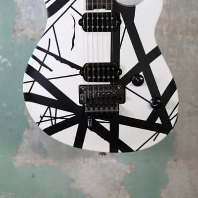 EVH Wolfgang Special Striped with Ebony Fretboard 2024 - Present - Satin White/Black Stripes image 2