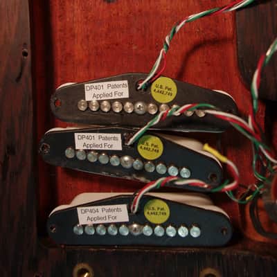 J. K. LADO WENGE STRAT 2002 WENGE. ONLY ONE BUILT. A MAJESTIC GUITAR. GREAT SOUND AND HIGH QUALITY. image 6