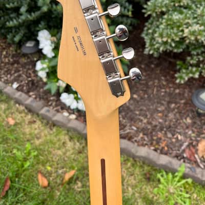 Fender Hybrid II Stratocaster New - Modena Red image 3