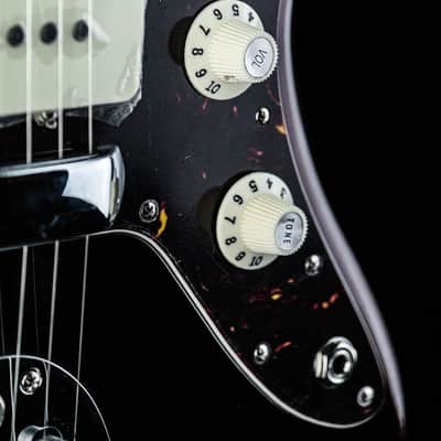 2022 Fender Troy Van Leeuwen Jazzmaster oxblood image 11