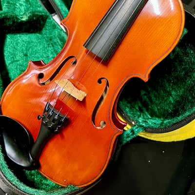 Suzuki Violin 220 image 5
