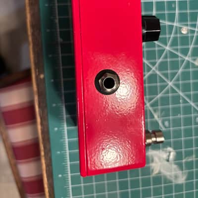 Mythos Pedals Oracle Analog Echo 2021 - Red image 5