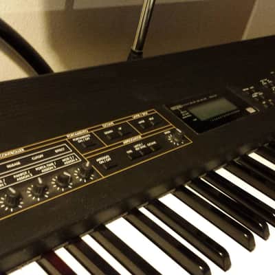Korg N1 Music Synthesizer 88 Keyboard + Soft Case image 1
