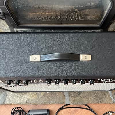 Fender Tone Master Deluxe Reverb 2-Channel 22-Watt 1x12" Combo image 5
