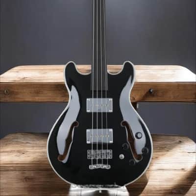 Warwick RockBass Star Bass, 4-String, Fretless - Solid Black High Polish image 10