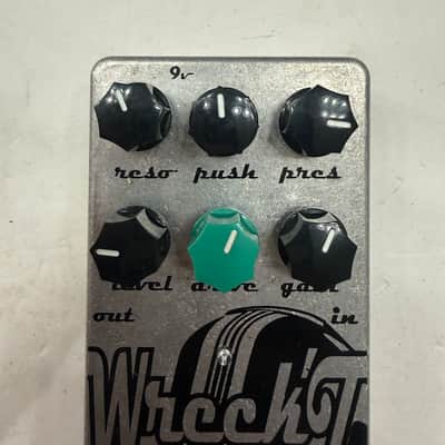 Menatone USA Wreck’t Preamp Overdrive Guitar Effect Pedal + Original Box image 3