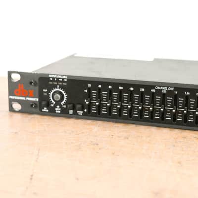 dbx 215 Dual Channel 15-Band Graphic Equalizer CG012WV image 4