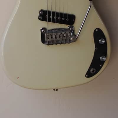 G&L SC-1 1982 with vibrato tailpiece image 3