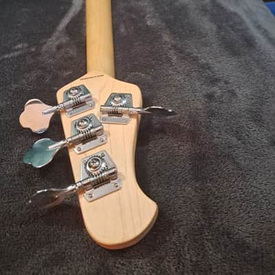 sterling stingray short scale image 7