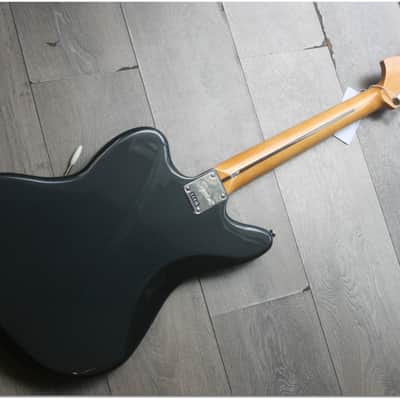 SQUIER "Classic Vibe '60s Jaguar, Charcoal Frost Metallic, Indian Laurel" LIMITED image 5