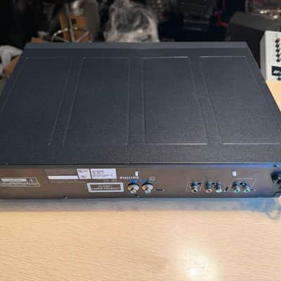 Vintage Philips CD-921 900 Series CD Player Tested Working *READ* A Bit Finicky image 10