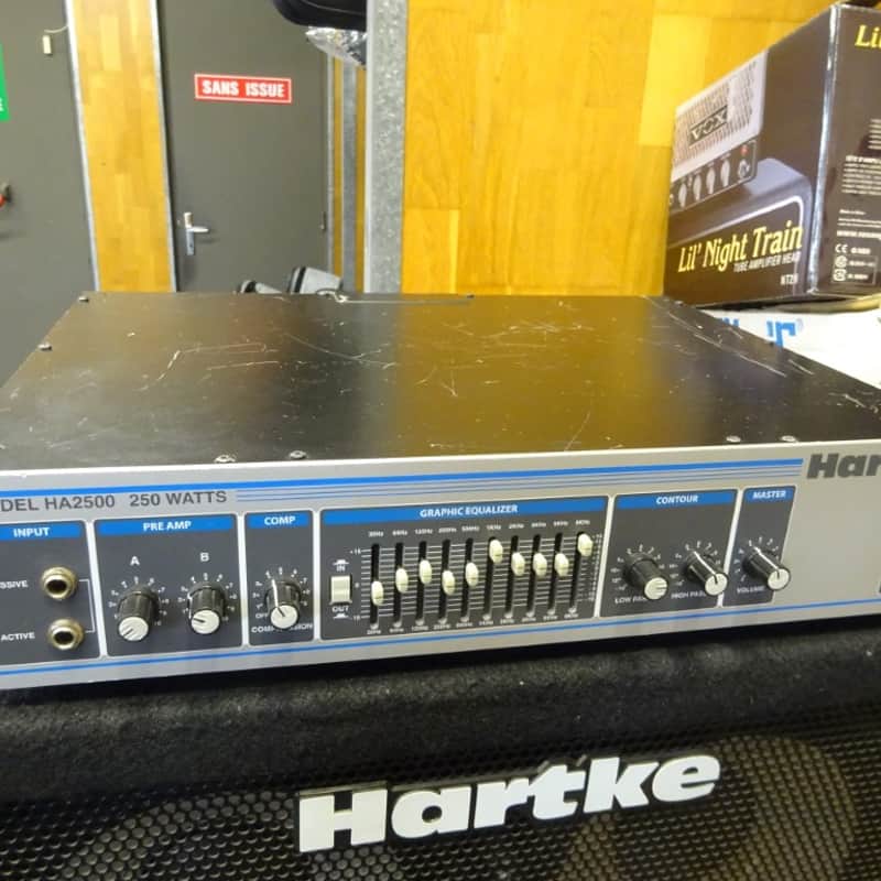 2011 Hartke T te d’ampli basse HA2500 250w Silver