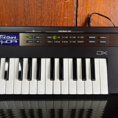Yamaha Reface DX FM Synthesizer w/ box image 3