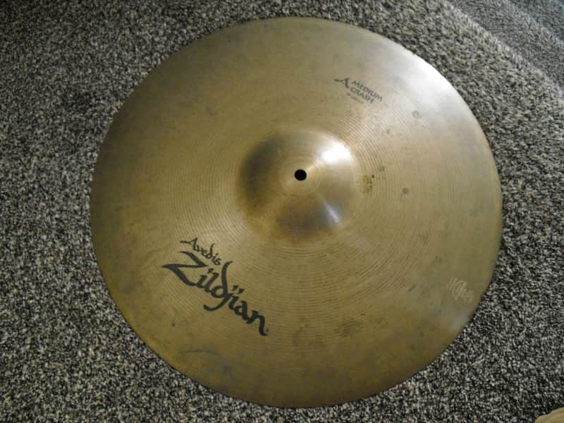 19" Avedis Zildjian Medium Crash Cymbal 1915g image 1