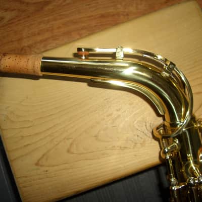 Yamaha YAS-32 Intermediate Alto Sax image 8