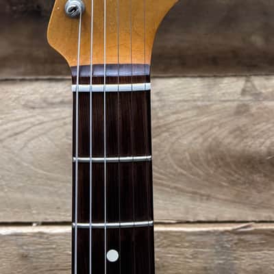 Fender Road Worn '60s Stratocaster 2019 - Vintage White - Nitrocellulose Lacquer image 4