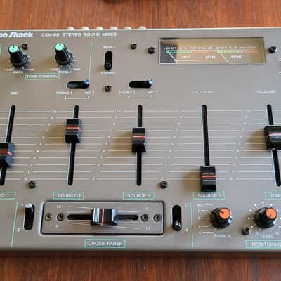 Realistic SSM-60 Mixer with Power Supply image 2