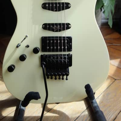 Left-handed Kramer Pacer Custom 1986 Vintage White image 2
