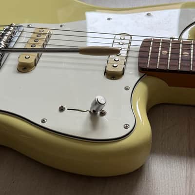Fender Player II Jaguar 2024 - Present - Hialeah Yellow image 7