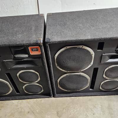 Pair PEAVEY 3020 HT 4-Way Sound Reinforcement System Full Range