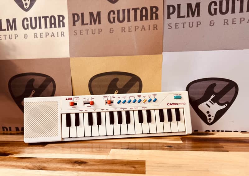 Casio PT-10 29-Key Mini Synthesizer 1980s - White image 1