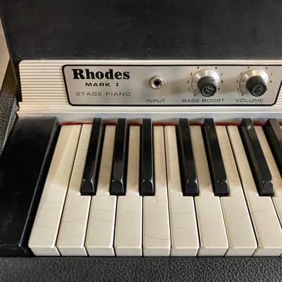 Rhodes Mark I Stage 73-Key Electric Piano 1975 - 1979 - Black Rounded Top image 3