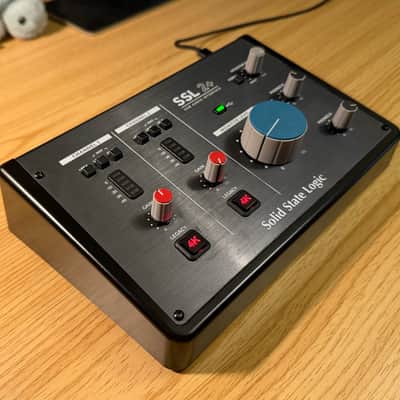 Solid State Logic SSL 2+ USB Audio Interface 2020 - Present - Black image 3