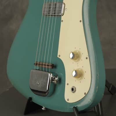 1965 SILVERTONE model 1417 L 1413 w/Vibrato TURQUOISE image 5