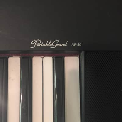 Yamaha NP-30 Portable Grand Piano 76 keys image 2