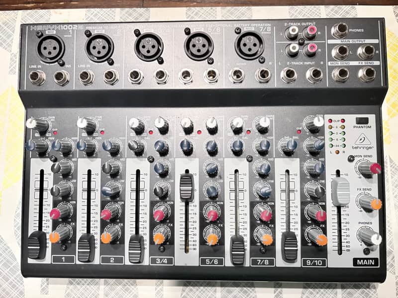 Behringer Xenyx 1002B 10-Input Battery Powered Portable Mixer 2009 - Present - Standard image 1