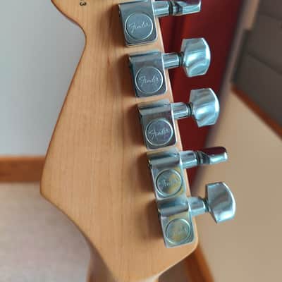 Fender Big Apple Stratocaster with Maple Fretboard 1997 - 2000 - Shoreline Gold image 4