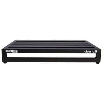 Pedaltrain Classic 3 24"x16" Pedalboard with Soft Case image 2