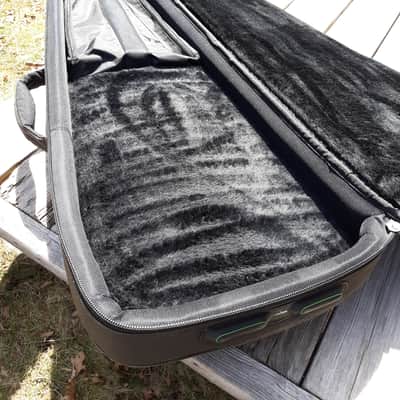 Incase Slim Line Bass Gig Bag image 10