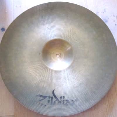 20" Zildjian Classic Orchestral Selection Suspended Cymbal image 6