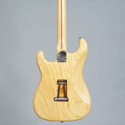 Fender American Deluxe Stratocaster 2005 - Natural stripped image 8