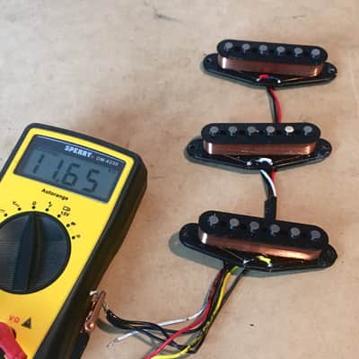 Vintage 2000s Fender Highway One HOT Strat Guitar Pickups 11.61 B 12.2 M 11.65 N Rare! image 14