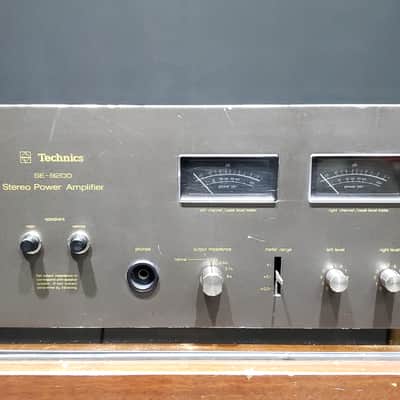 Technics Stereo Control Center SU-9200 and Stereo Amplifier SE