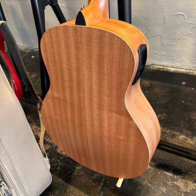 Taylor GS Mini-e Acoustic-electric Bass - Natural - Sounds and Looks Great! image 6