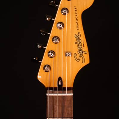 Squier Classic Vibe '60s Stratocaster, Laurel FB, Candy Apple Red image 5