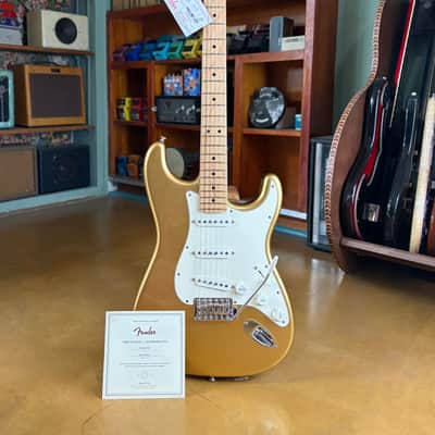 2018 Fender Limited Edition American Special Stratocaster – Aztec Gold Matching Headstock • HSC • COA image 2