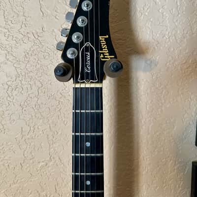 Gibson Corvus III 1982 - 1984 - Orange image 20