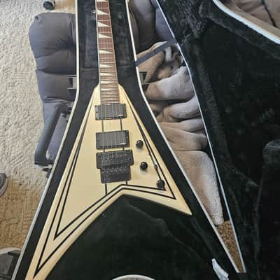 Jackson X Series RRXMG Rhoads 2012 - 2016 - White with Black Pinstripes image 1