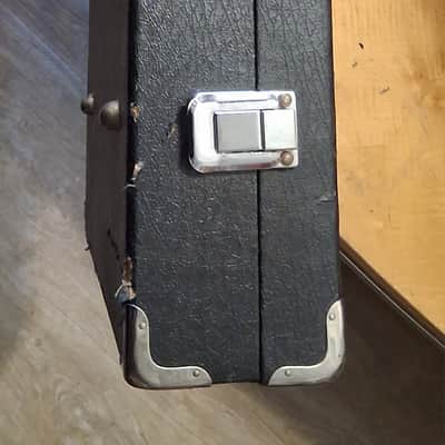 Hondo HardShell Case for a Mako Exotec XK-4 Electric Guitar, 1980s - Black/Red image 11