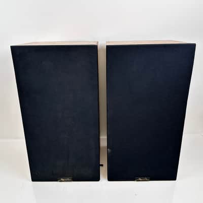 Snell Acoustics Type K III Speakers; Pair image 2